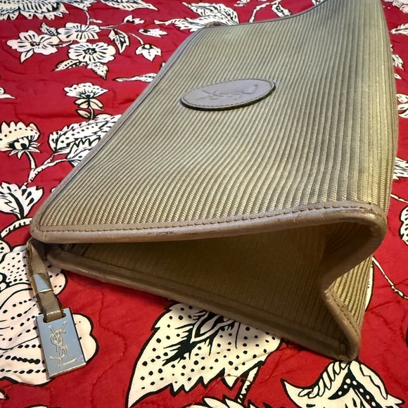 Vintage YSL Tan Clutch - Picture 3 of 5